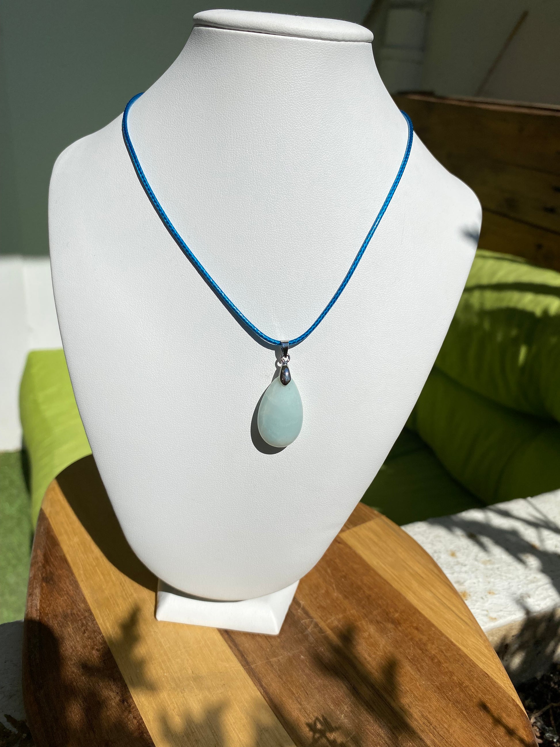 Pendentif en Amazonite avec cordon