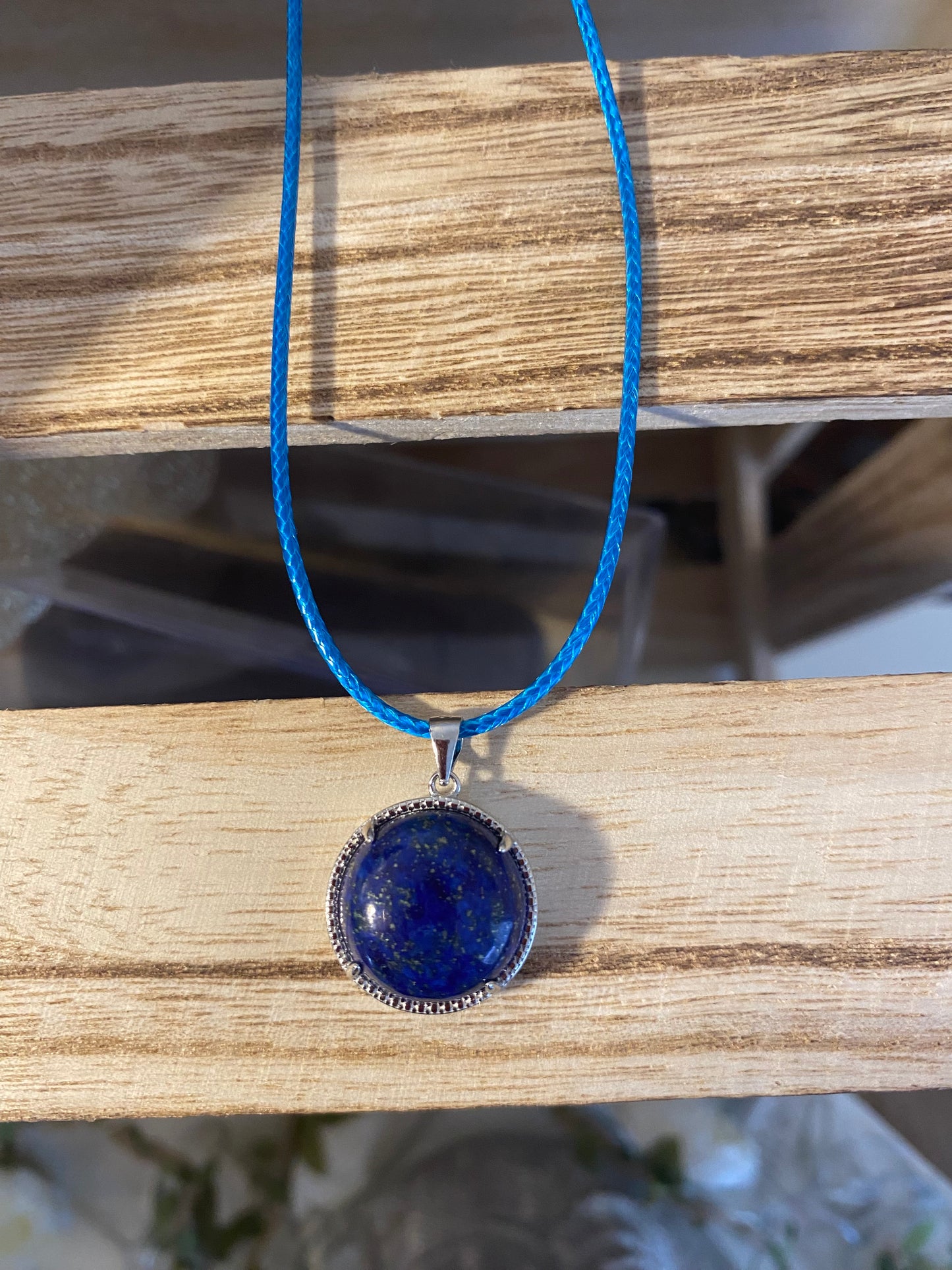 Pendentif Lapis Lazuli avec Cordon 16 mm