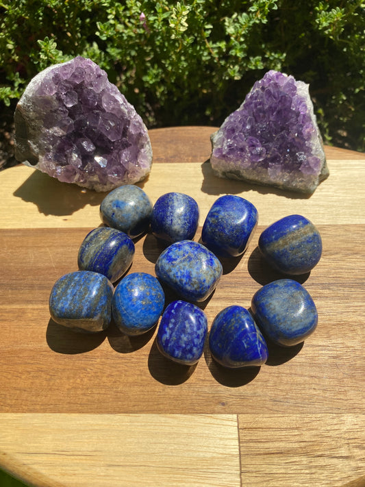 Pierre roulée Lapis Lazuli (la pierre d'environ 3 cm)