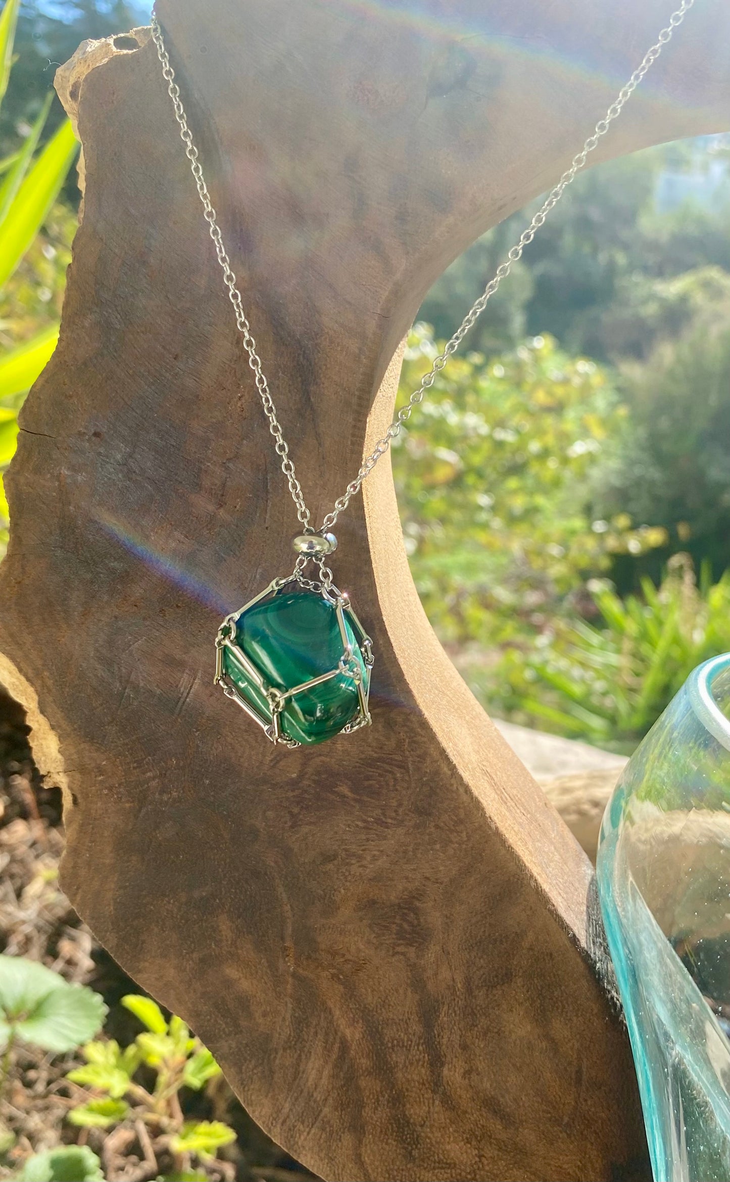 Pendentif cage avec pierre de Malachite